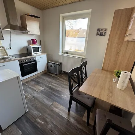 Lejlighed Ruhige 3-zimmerwohnung Im Norden Bremens Fuer Monteure Und Geschaeftsreisende Pm 33 Og *