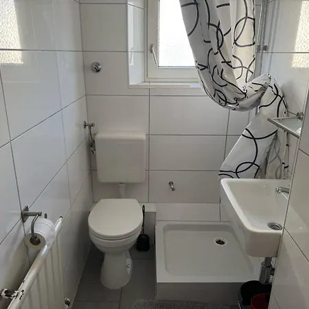 Apartmán Ruhige 3-zimmerwohnung Im Norden Bremens Fuer Monteure Und Geschaeftsreisende Pm 33 Og *