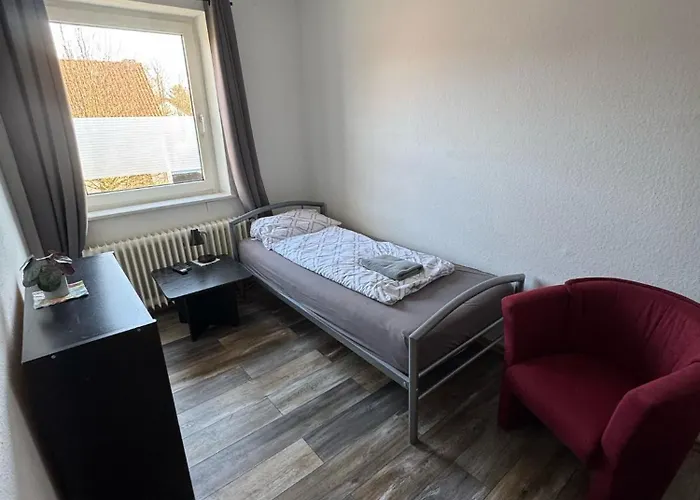 Ruhige 3-zimmerwohnung Im Norden Bremens Fuer Monteure Und Geschaeftsreisende Pm 33 Og *